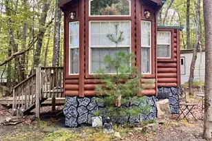 66 Blue Aspen Dr, Milford, PA 18337 - Photo 1