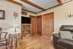 1236 Pocono Dr, Gouldsboro, PA 18424 - Photo 14