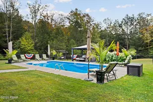 321 Hemlock Dr, Lake Ariel, PA 18436 - Photo 30