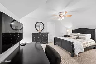 321 Hemlock Dr, Lake Ariel, PA 18436 - Photo 14