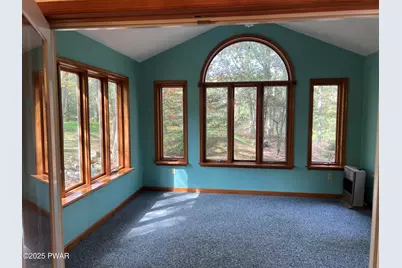 334 Surrey Drive, Lords Valley, PA 18428 - Photo 8