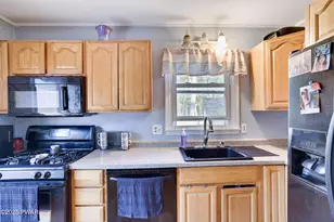 125 Brownstone Dr, Milford, PA 18337 - Photo 18