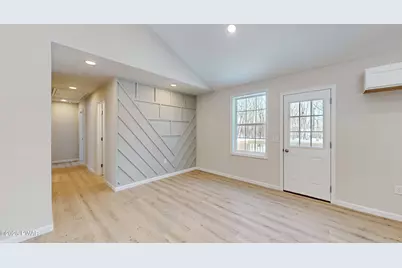 515 Hummingbird Court, Bushkill, PA 18324 - Photo 8