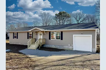 515 Hummingbird Court, Bushkill, PA 18324 - Photo 1