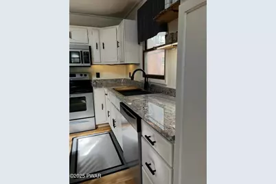 1031 Canary Lane, Lake Ariel, PA 18436 - Photo 14