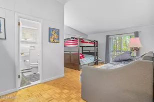 1045 Mountain Top Dr, Lake Ariel, PA 18436 - Photo 34