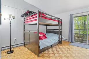 1045 Mountain Top Dr, Lake Ariel, PA 18436 - Photo 30