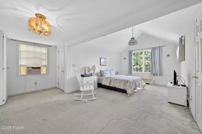 208 E High Street, Milford, PA 18337 - Photo 46