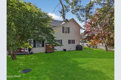 208 E High Street, Milford, PA 18337 - Photo 16