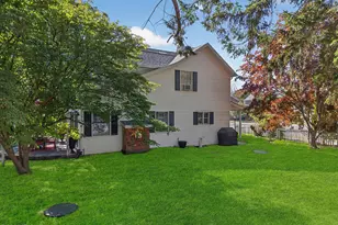 208 E High St, Milford, PA 18337 - Photo 16