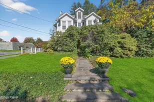 208 E High St, Milford, PA 18337 - Photo 2