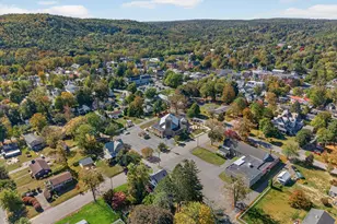 208 E High St, Milford, PA 18337 - Photo 68