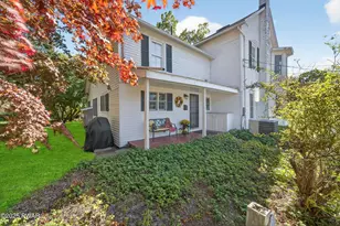 208 E High St, Milford, PA 18337 - Photo 64