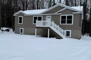 71 Underwood Ln, Lake Ariel, PA 18436 - Photo 1