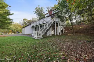 385 Saunders Dr, Bushkill, PA 18324 - Photo 4