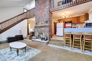 385 Saunders Dr, Bushkill, PA 18324 - Photo 6