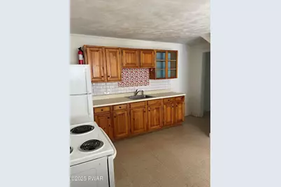 1288 Easton Turnpike #2B, Lake Ariel, PA 18436 - Photo 4