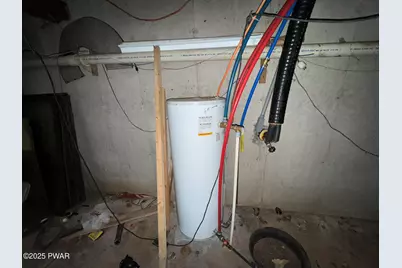 2195 Creamton Drive, Lakewood, PA 18439 - Photo 36