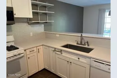 4038 Somerset Court, Milford, PA 18337 - Photo 10