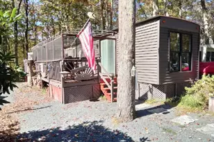 116 Crescent Dr, Milford, PA 18337 - Photo 2