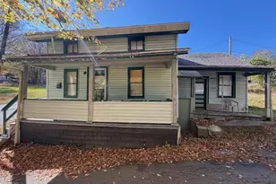 215 Vine St, Honesdale, PA 18431 - Photo 1