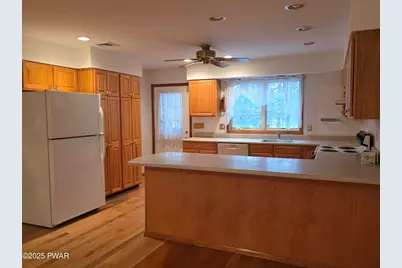 202 Spruce Lake Drive, Milford, PA 18337 - Photo 8