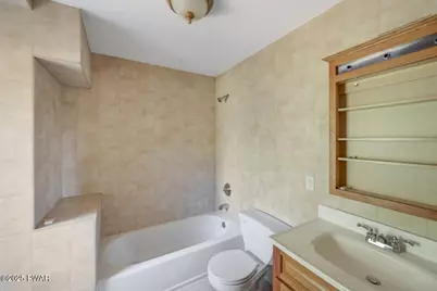 1015 Route 390, Greentown, PA 18426 - Photo 108