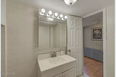 1015 Route 390, Greentown, PA 18426 - Photo 52