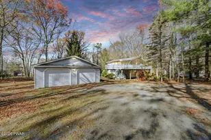 116 Rodeo Dr, Hawley, PA 18428 - Photo 6