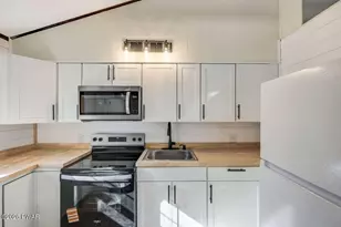 116 Rodeo Dr, Hawley, PA 18428 - Photo 22