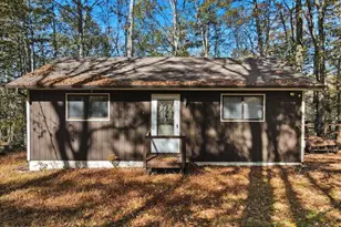 111 Chestnuthill Dr, Lake Ariel, PA 18436 - Photo 2