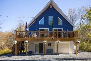 1874 Windemere Ln, Lake Ariel, PA 18436 - Photo 2