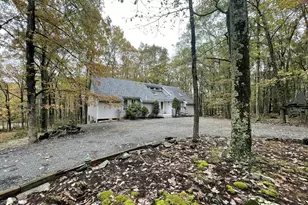 101 Blueridge Ln, Lords Valley, PA 18428 - Photo 6