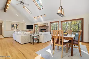 101 Blueridge Ln, Lords Valley, PA 18428 - Photo 12