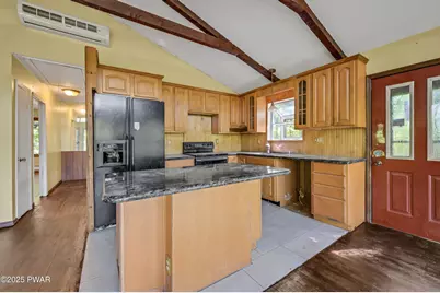 152 Lake Shore Drive, Dingmans Ferry, PA 18328 - Photo 14