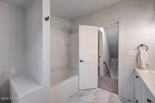 23 S Fairway Dr, Lake Ariel, PA 18436 - Photo 42