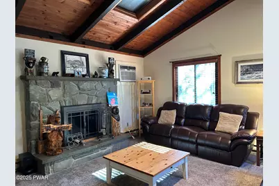 101 Bear Trap Mountain Road, Greentown, PA 18426 - Photo 10