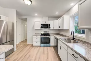 1081 Lakeland Dr, Lake Ariel, PA 18436 - Photo 22