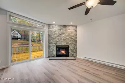 1081 Lakeland Drive, Lake Ariel, PA 18436 - Photo 10