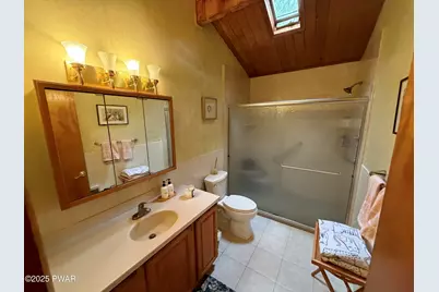 164 Oak Ridge Drive, Dingmans Ferry, PA 18328 - Photo 16