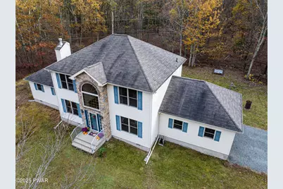 119 Harmony Drive, Hawley, PA 18428 - Photo 2