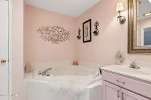 330 W Lakeview Rd, Lackawaxen, PA 18435 - Photo 28