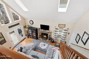 330 W Lakeview Rd, Lackawaxen, PA 18435 - Photo 8