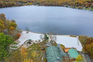 330 W Lakeview Rd, Lackawaxen, PA 18435 - Photo 48