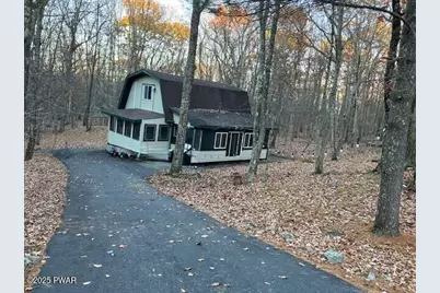 121 Ledgeview Drive, Hawley, PA 18428 - Photo 1