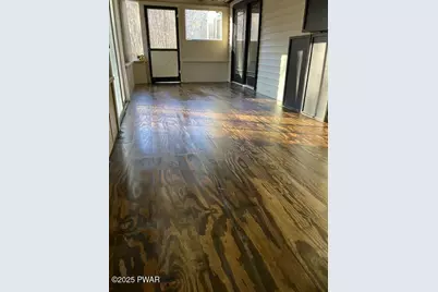 121 Ledgeview Drive, Hawley, PA 18428 - Photo 4