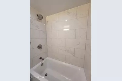 560 Rt 739, Hawley, PA 18428 - Photo 24