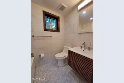 560 Rt 739, Hawley, PA 18428 - Photo 26