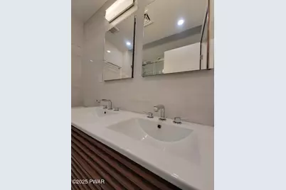 560 Rt 739, Hawley, PA 18428 - Photo 48