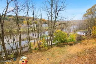 760 Hudson St, Hawley, PA 18428 - Photo 26